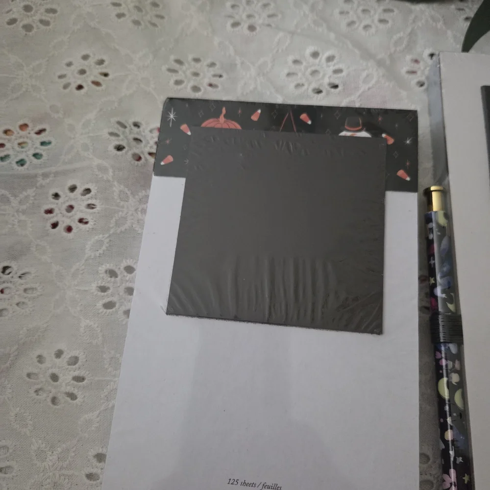 Halloween Cat-Themed Notepad Set With Pen, Set Of 2 Pads